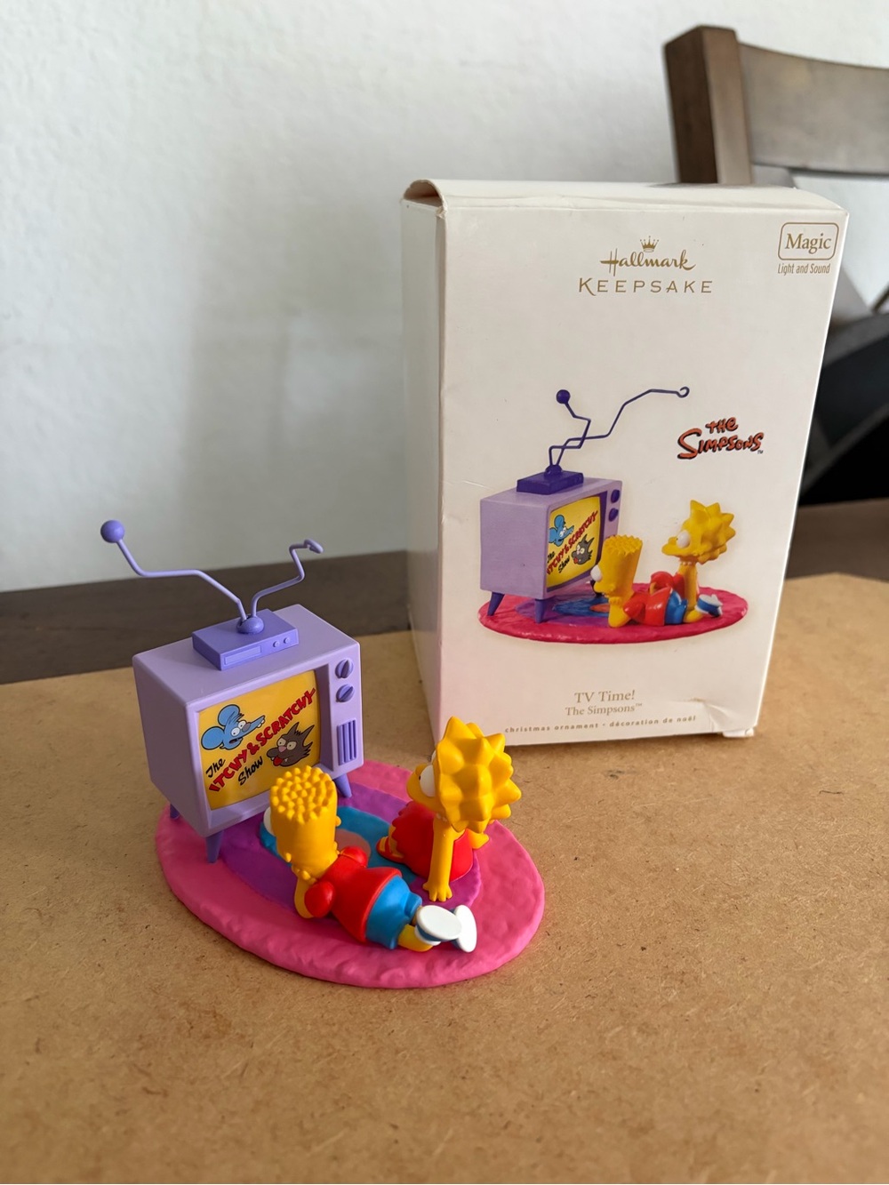 The SIMPSONS - 2008 HALLMARK KEEPSAKE ORNAMENT “TV TIME”